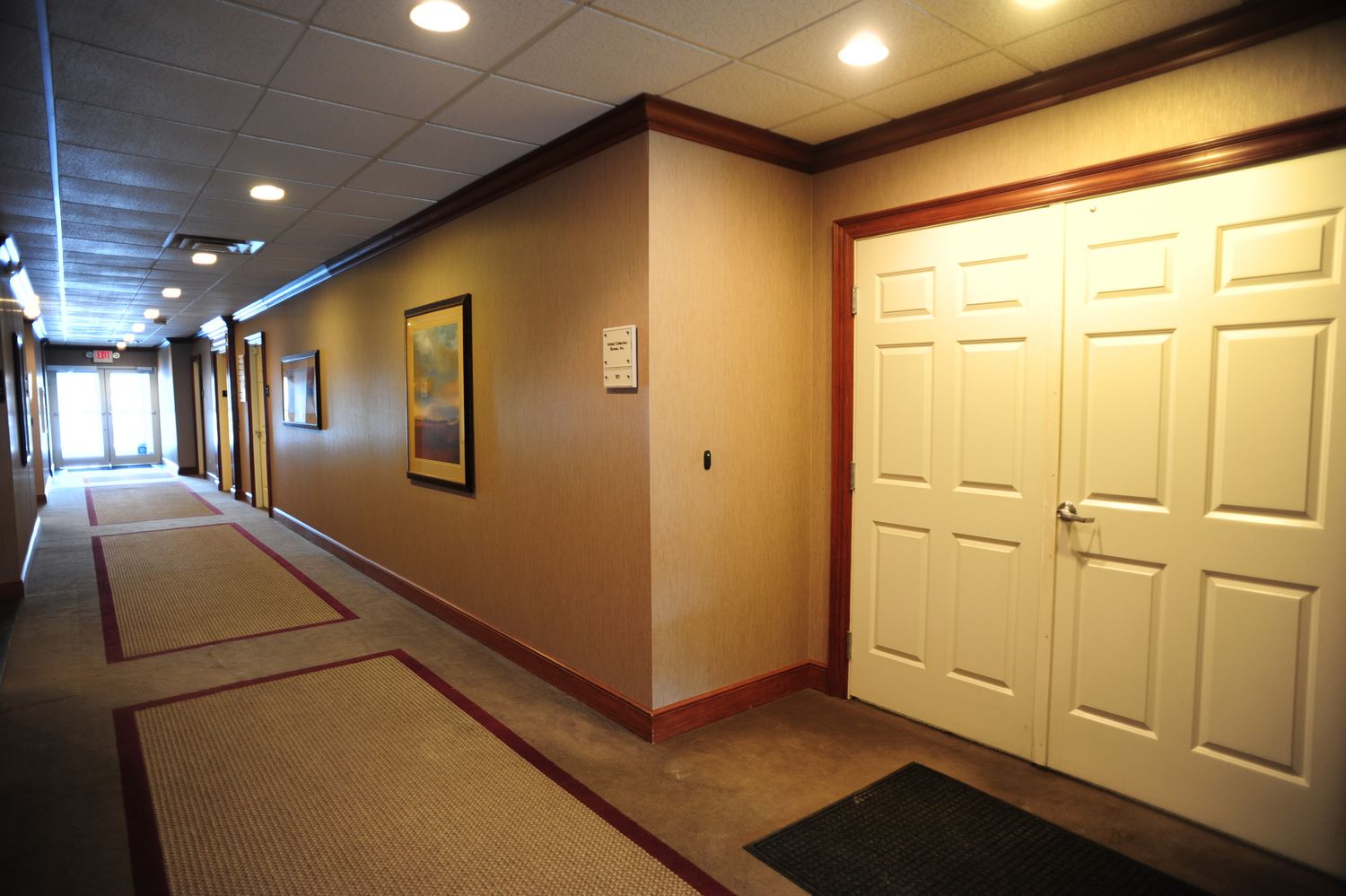 Suite 204